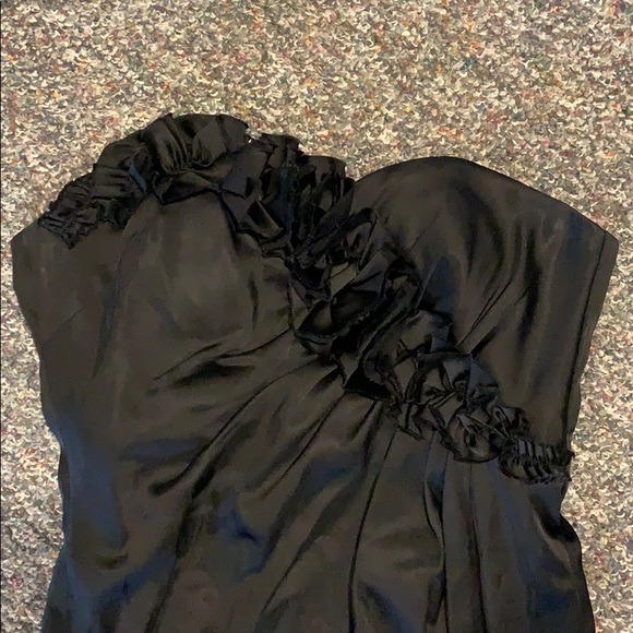 Maggie London *worn once* - Picture 2 of 4